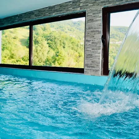 Pensjonat Lola's House 4*