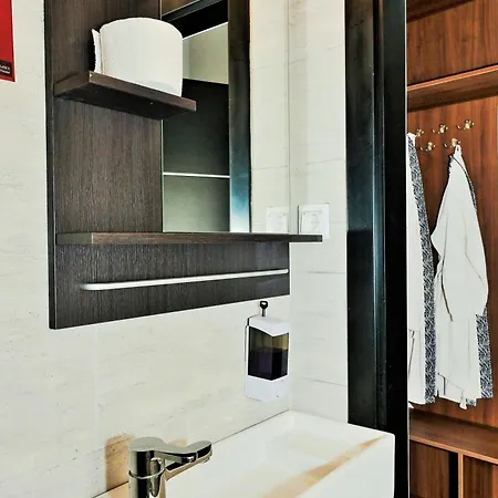 Guest house Lola's House 3*