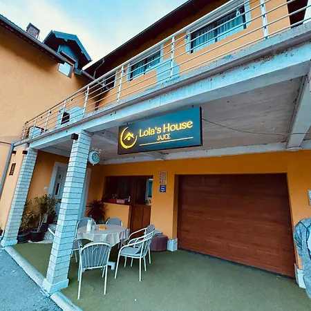 Lola's House 4*